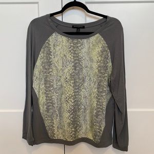 Banana Republic size M shirt